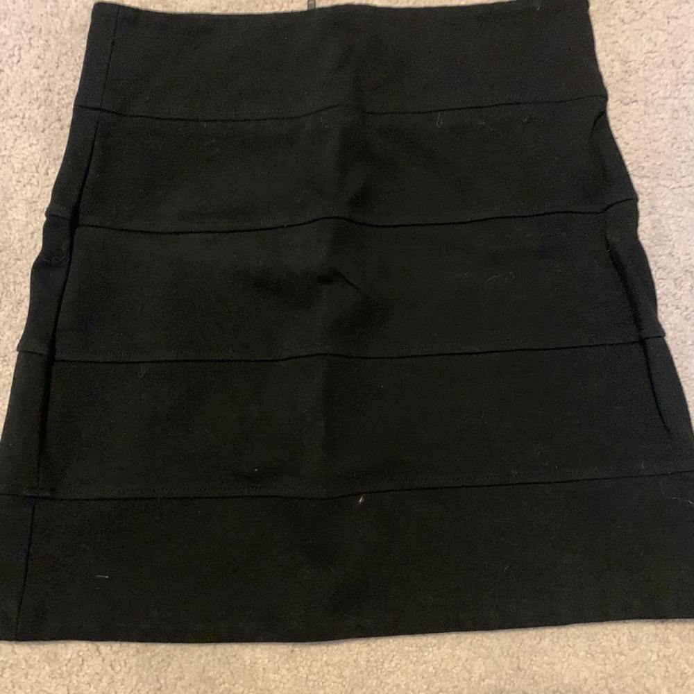 Aritzia Talula Skirt